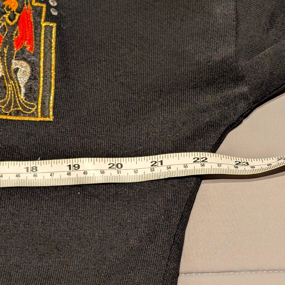 Vintage 80's Jerzees Black Cardigan with Embroidered Details. OS. - Picture 5 of 8